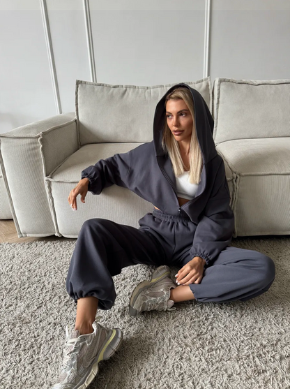 Urban Fit - Laisvalaikio Kostiumėlis